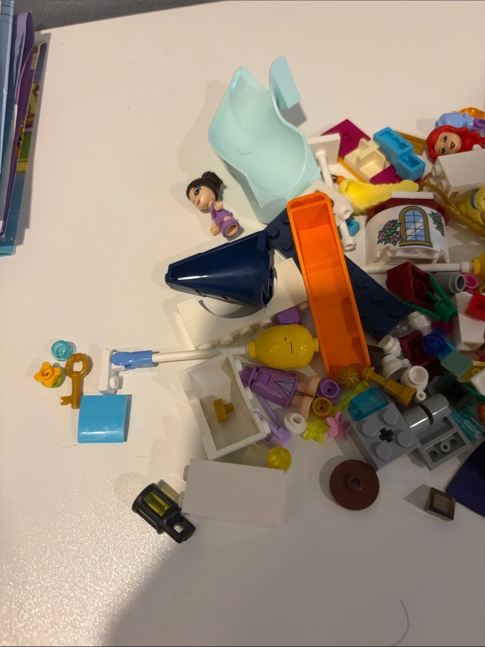 Lego some pieces